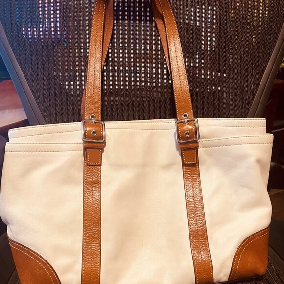 Coach White/Tan Tote Handbag - Picture 2 of 10